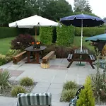 The Railway - 4 Bedrooms Sleeps 11 Pets Ok * Moate