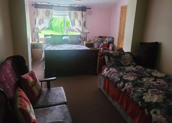 Сasa de vacaciones The Railway - 4 Bedrooms Sleeps 11 Pets Ok Moate