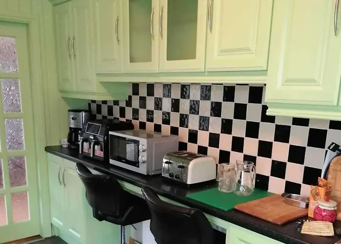 Сasa de vacaciones The Railway - 4 Bedrooms Sleeps 11 Pets Ok