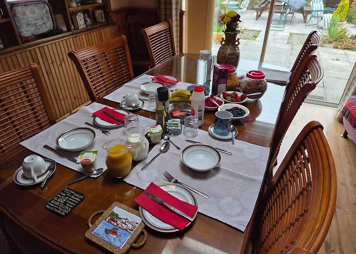 The Railway - 4 Bedrooms Sleeps 11 Pets Ok Дом отдыха